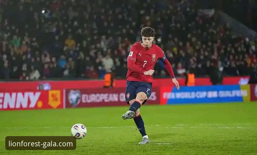 狮子森林舞会苹果版 捷克时隔20年重返世界杯!舒尔茨世界波引爆附加赛,库贝克执教奇迹最新动态